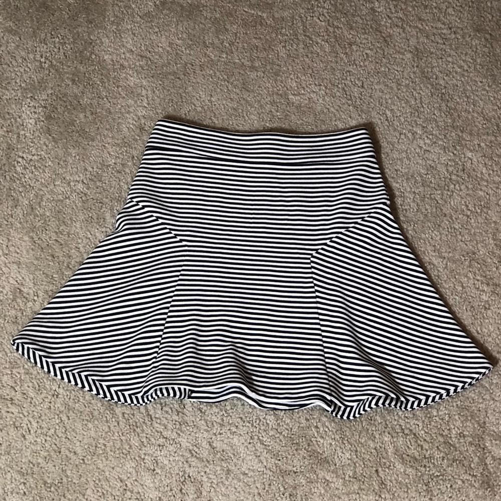 Black/White stripped fit & flare mini - size 2